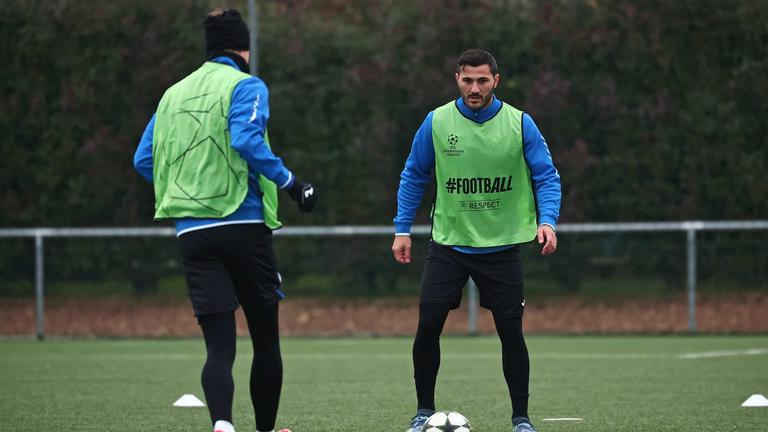 kolasinac-during UCL MD5 Young Boys - Atalanta training-0039