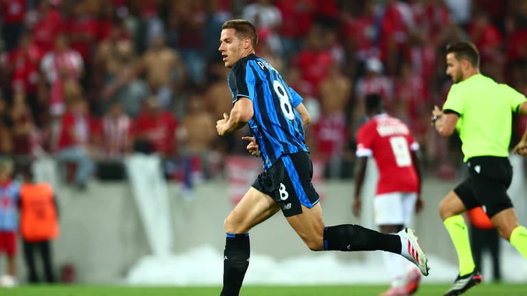 pasalic mario-Playoff UECL Hapoel Tel-Aviv vs Atalanta-0017