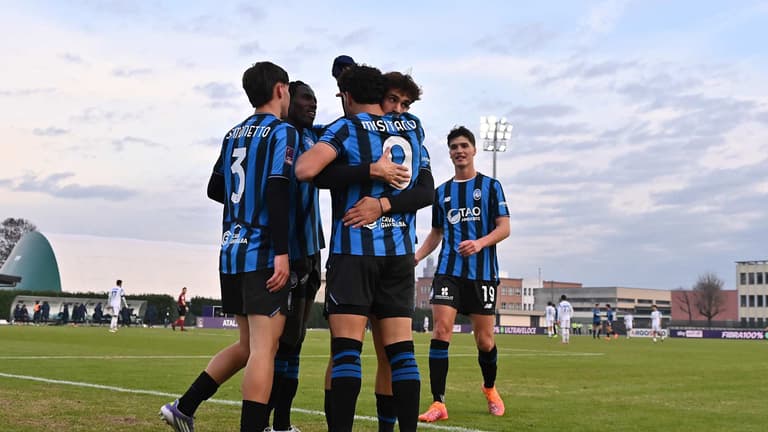 Misitano Giulio goal 3-1 esultanza - Atalanta U23 - Altamura 30-11-2025 145