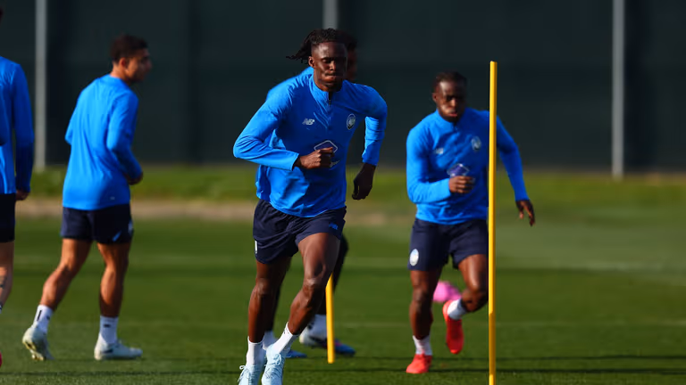 TRAINING-UCL R16  Training-0428