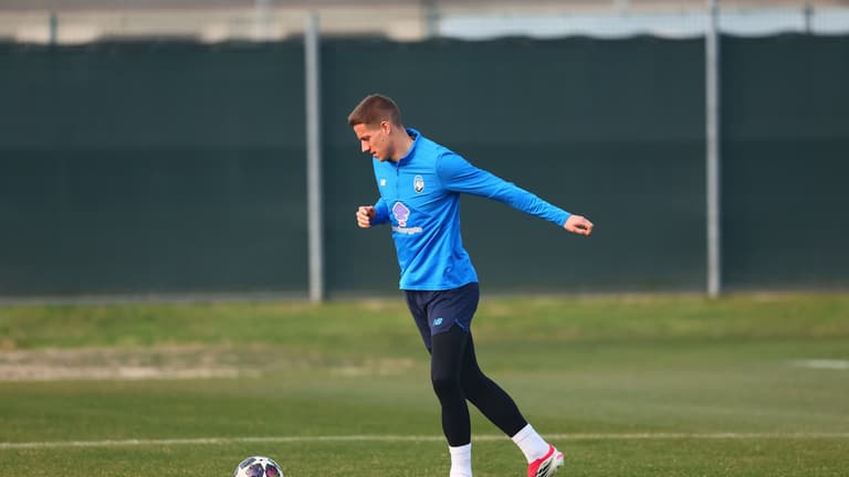 pasalic mario-UCL KO Play-offs Training-0277