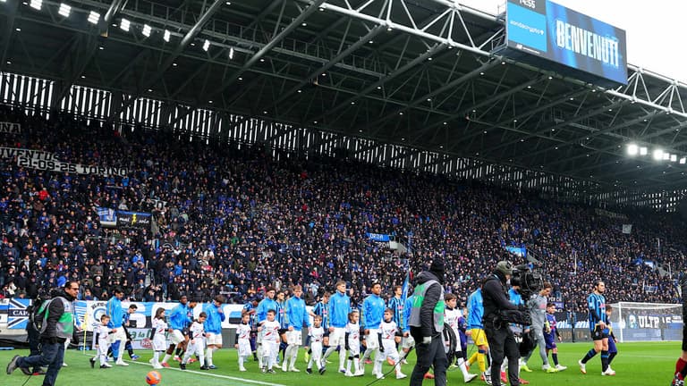 ingresso squadre-Serie A Enilive 25-26 Atalanta-Parma0201