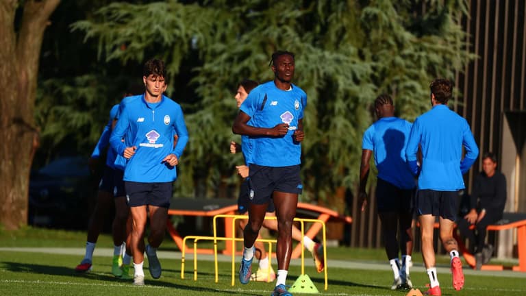 kossounou odilon-UCL League Phase MD2 Training0261