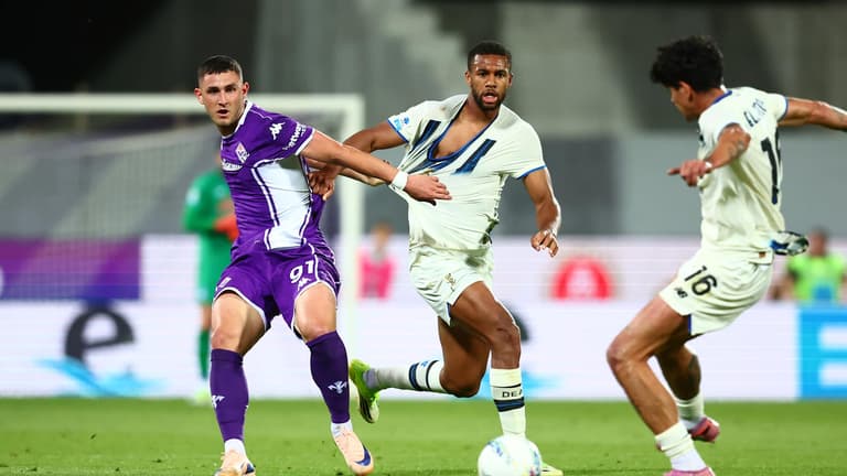 hien isak-Serie A Enilive 25-26 Fiorentina - Atalanta-0023