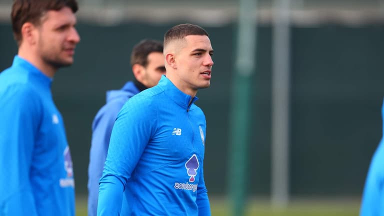 krstovic nikola-UCL KO Play-offs Training-0342