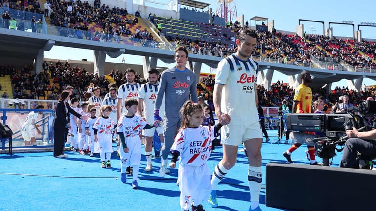 ingresso squadre-Serie A Enilive 25-26 Lecce - Atalanta-2241