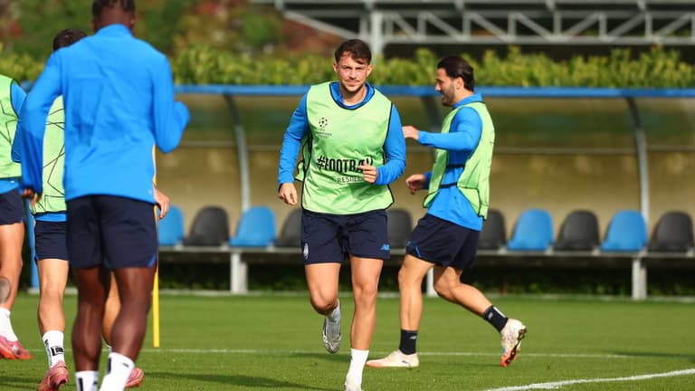 samardzic lazar-UCL League Phase MD3 Training1667