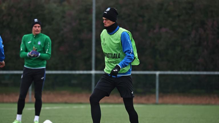 de ketelaere-during UCL MD5 Young Boys - Atalanta training-0045
