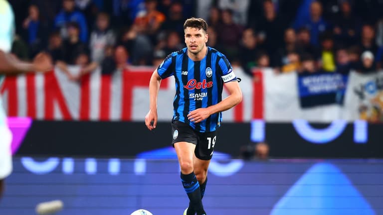 djimsiti berat-Serie A Enilive 25-26 Atalanta-Juventus-0027