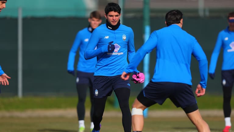 UCL League Phase MD8 Training0435