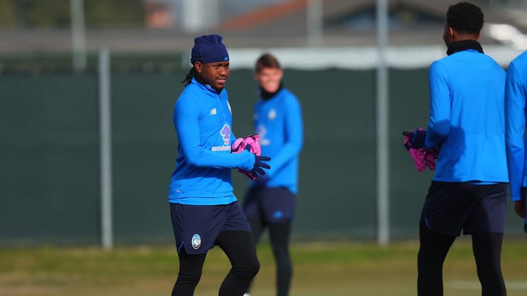 UCL League Phase MD8 Training0454