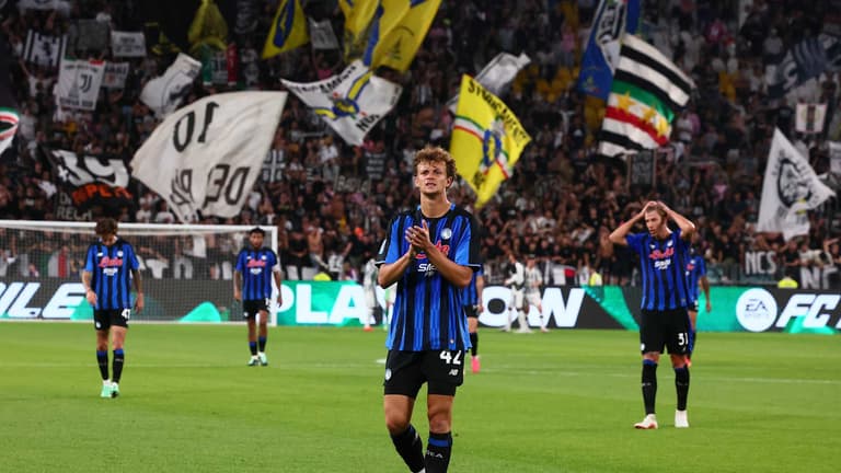 saluto ai tifosi-Serie A Enilive 26-27 Juventus-Atalanta0293