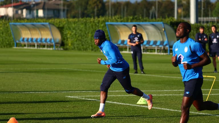 lookman ademola-UCL League Phase MD2 Training0294