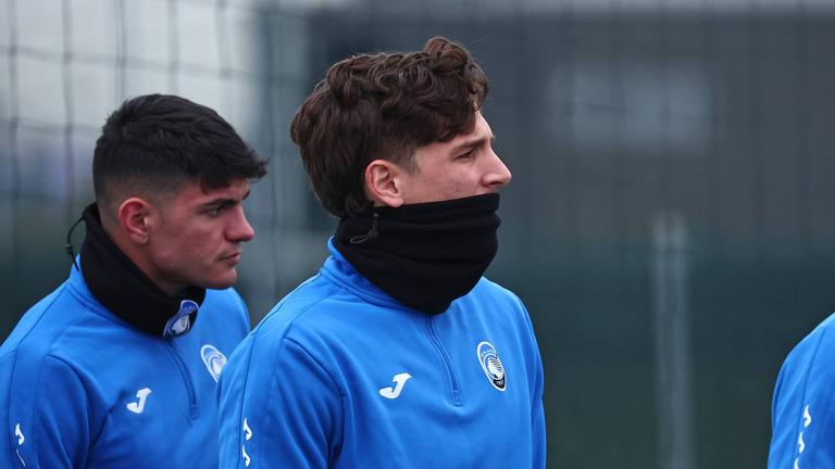 zaniolo-during UCL MD5 Young Boys - Atalanta training-0031