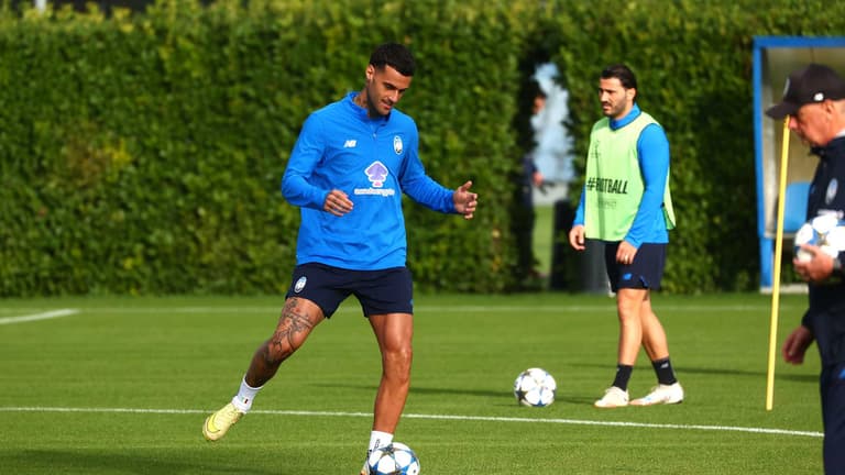 scamacca gianluca-UCL League Phase MD3 Training1659