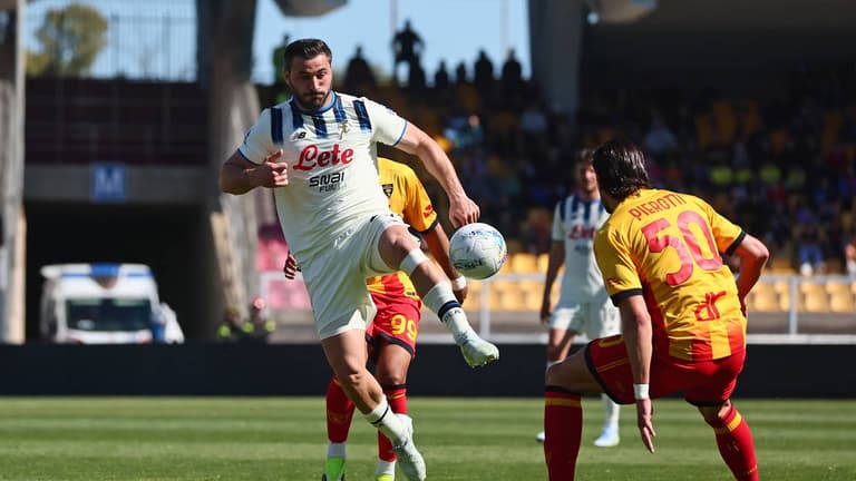 kolasinac sead-Serie A Enilive 25-26 Lecce - Atalanta-2173