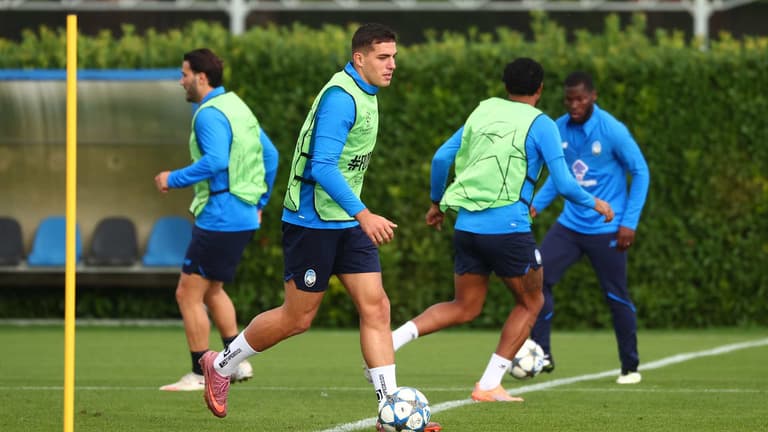 krstovic nikola-UCL League Phase MD3 Training1706