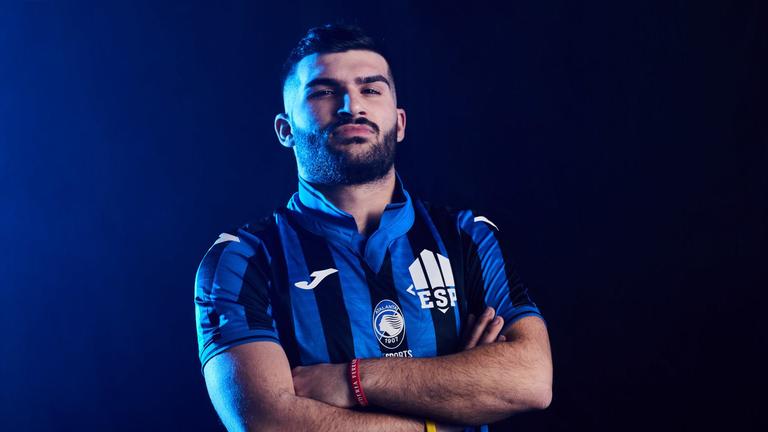 Danilo Danipitbull33 Pinto nello studio esports