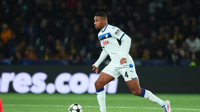 hien-during UCL MD5 Young Boys - Atalanta 0020