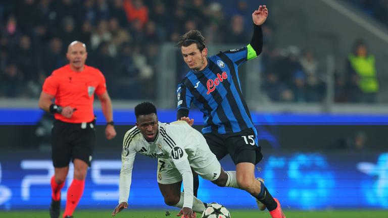 de roon-during UCL Atalanta vs Real Madrid_0056