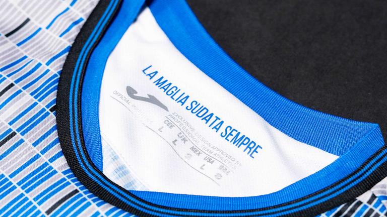 Dettaglio maglia Christmas Match 4