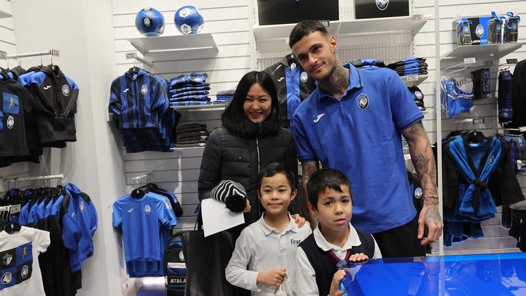 Gianluca Scamacca Meet&Greet presso Atalanta Store Bergamo Centro-0027