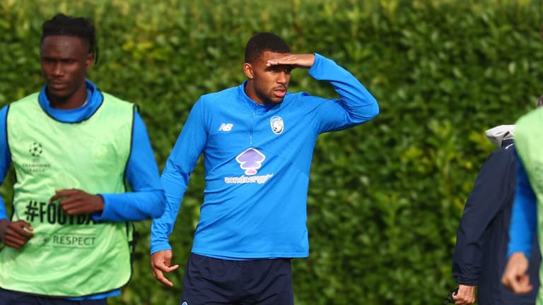 hien isac-UCL League Phase MD3 Training1685