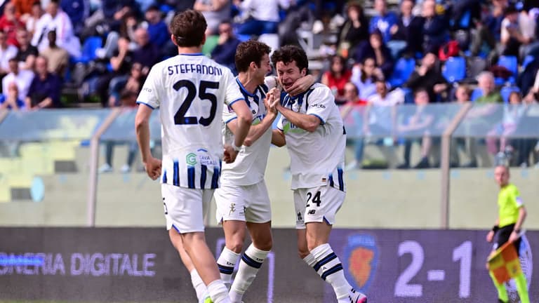 Ghislandi Davide Angelo goal 2-2 esultanza - Siracusa - Atalanta U23 04-04-2026 398
