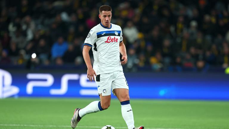 pasalic-during UCL MD5 Young Boys - Atalanta 0019