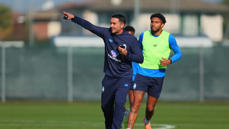 Raffaele Palladino Head Coach-Atalanta training session--1306