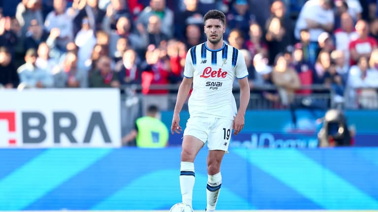 djimsiti berat-Serie A Enilive 25-26 Cagliari-Atalanta0278