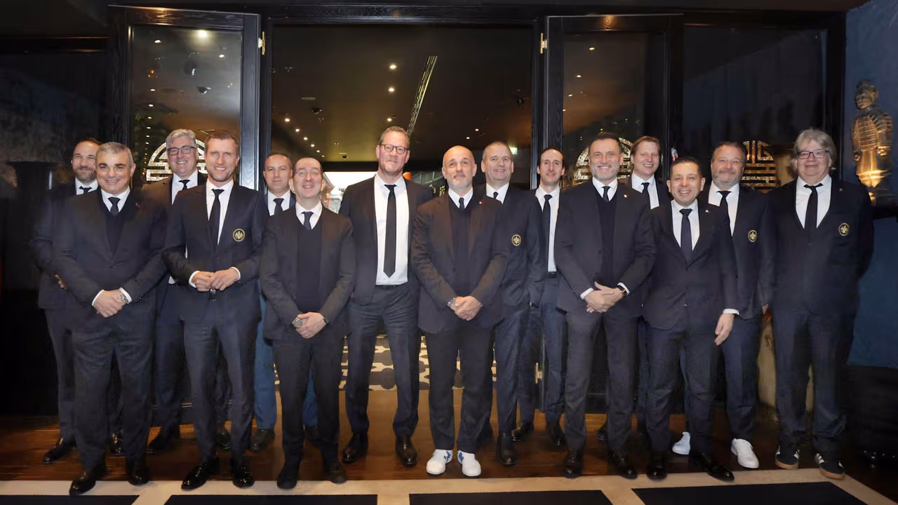 Eintracht Francoforte-Atalanta, il momento fair-play 