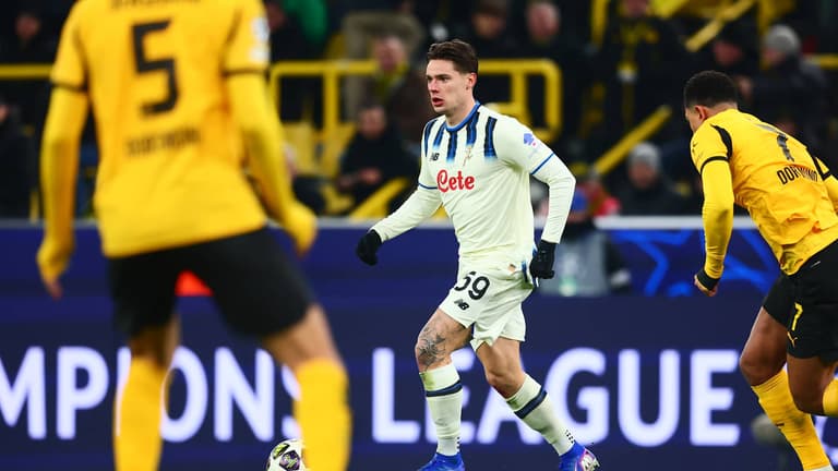 zalewski nicola-UCL KO Play-offs Borussia Dortmund-Atalanta-0740