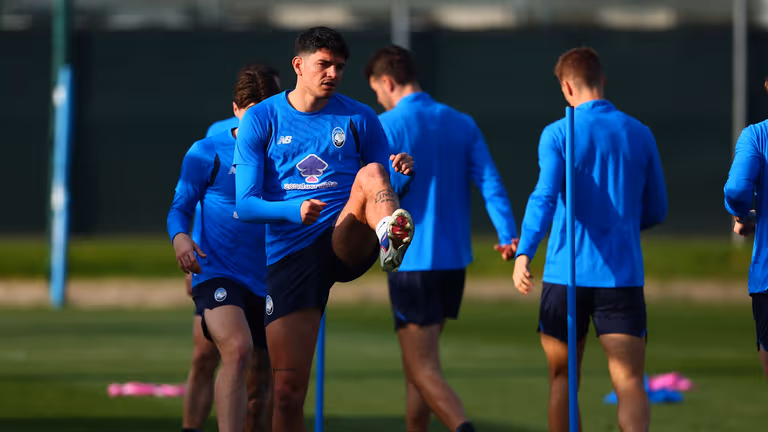 TRAINING-UCL R16  Training-0414