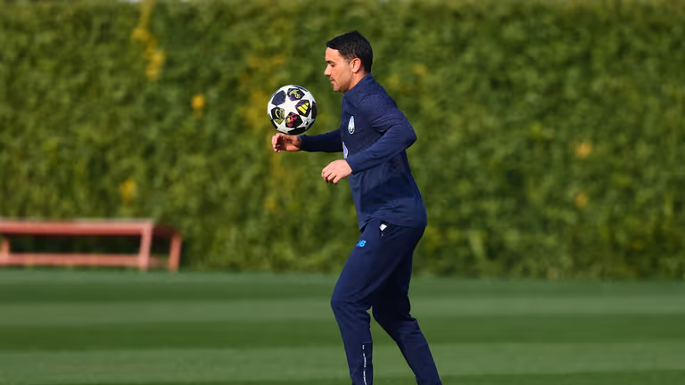 TRAINING-UCL R16  Training-0399