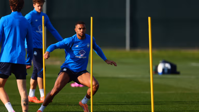 TRAINING-UCL R16  Training-0426