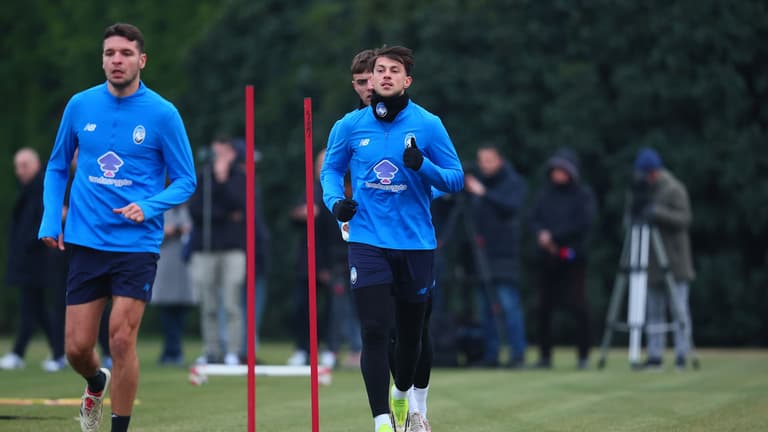 training-UCL League Phase MD7 Training-0229