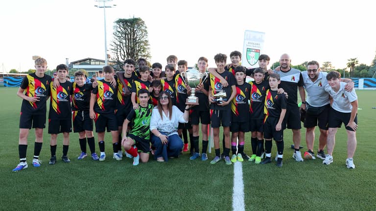 Finale 9° Trofeo Ivan Ruggeri | I vincitori Giovanissimi U14 Azzano Calcio ASD | Centro Bortolotti 03-06-2026