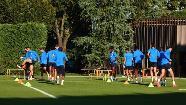 gruppo-UCL League Phase MD2 Training0268