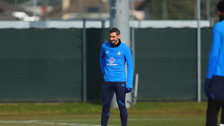 UCL League Phase MD8 Training0445