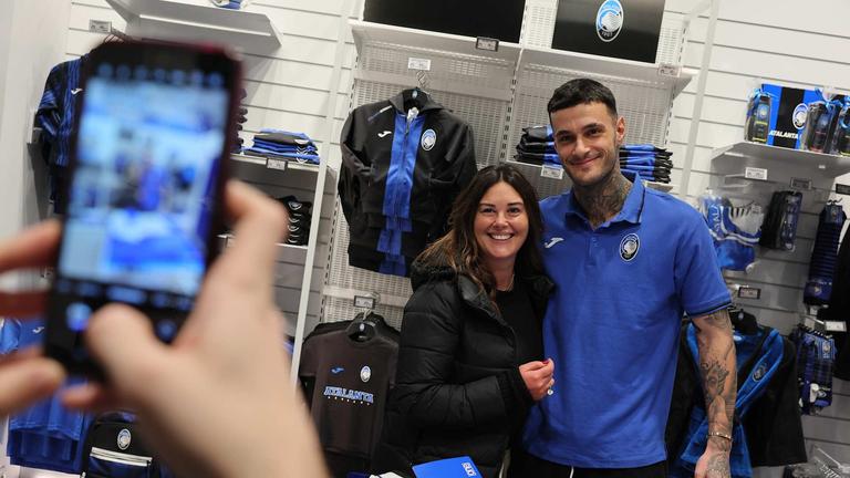 Gianluca Scamacca Meet&Greet presso Atalanta Store Bergamo Centro-0034