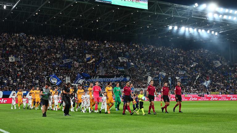 Serie A Enilive 2025-26 giornata 1 Atalanta-Pisa - ingresso squadre002