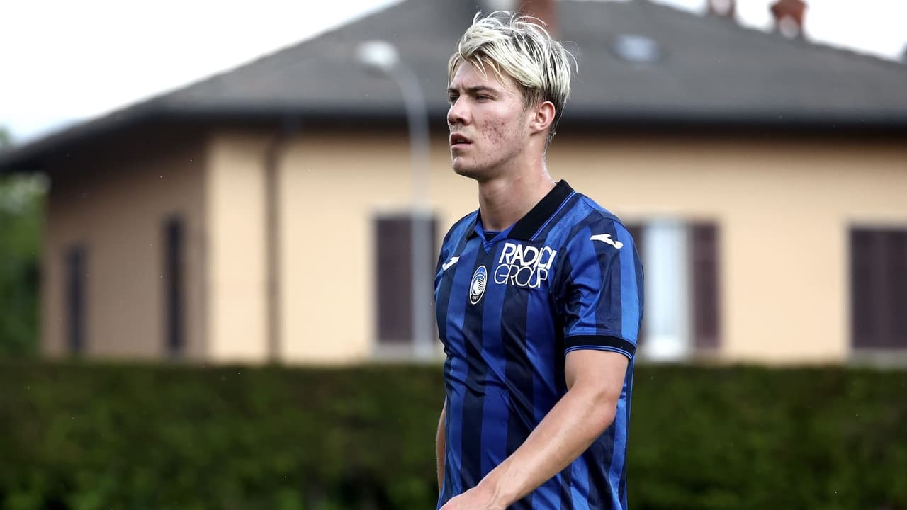 Rasmus Højlund si trasferisce al Manchester United