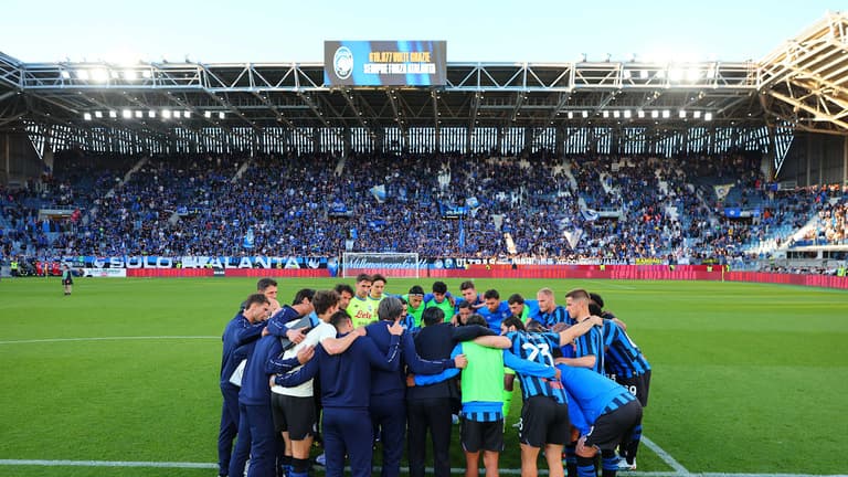Squadra a centro campo-Serie A Enilive 25-26 Atalanta-Bologna-0058