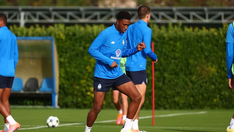 ahanor honest-UCL League Phase MD3 Training1661