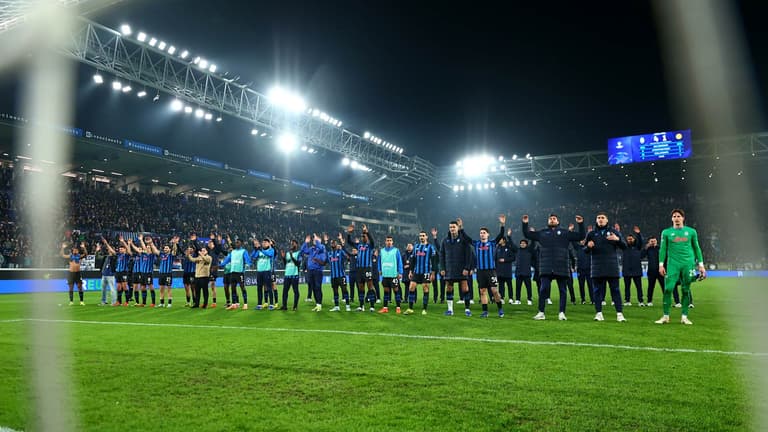 Festa a fine partita-UCL KO Play-offs Atalanta-Borussia Dortmund-0098