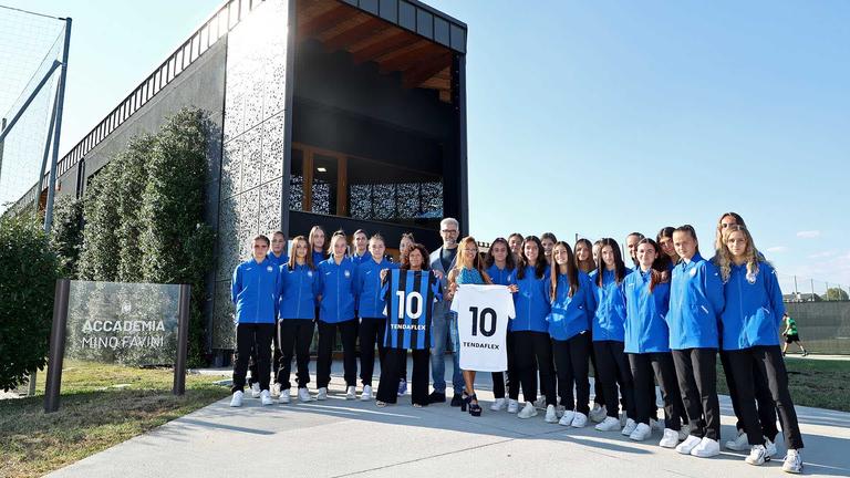 Tendaflex con una squadra femminile