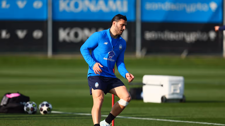 TRAINING-UCL R16  Training-0423