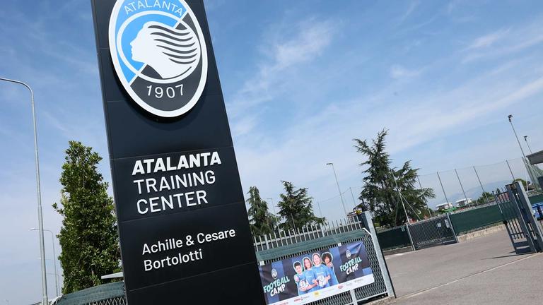 Il Centro Sportivo Bortolotti - dettaglio dell'ingresso 1