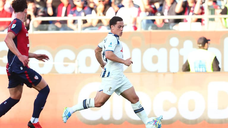 raspadori giacomo-Serie A Enilive 25-26 Cagliari-Atalanta0298